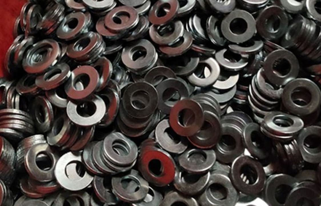 Assortment of high-quality Washers from Dalloyed in various types and sizes.